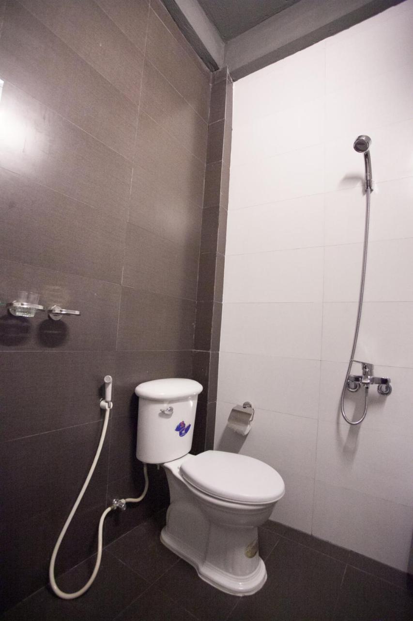 Hoang Trieu Hotel Hue Exterior foto